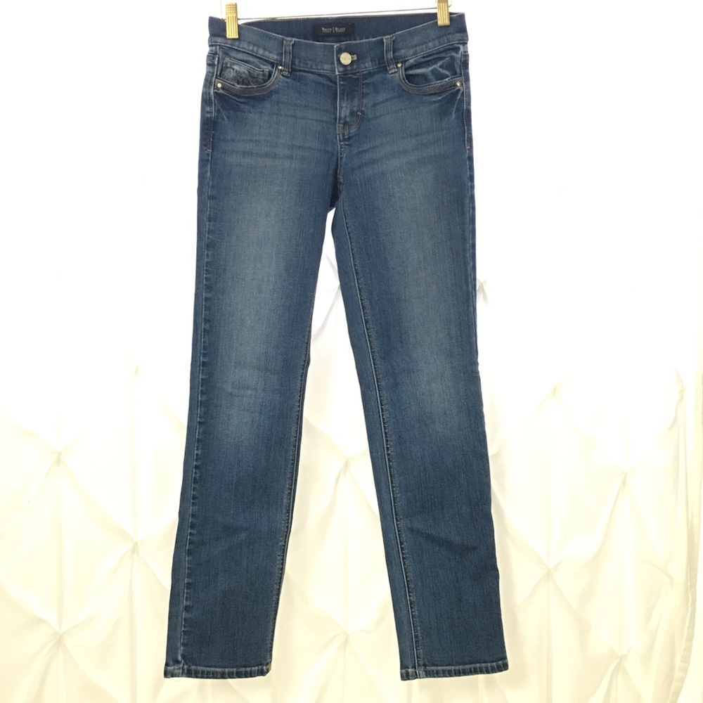 White House Black Market Jeans 👖